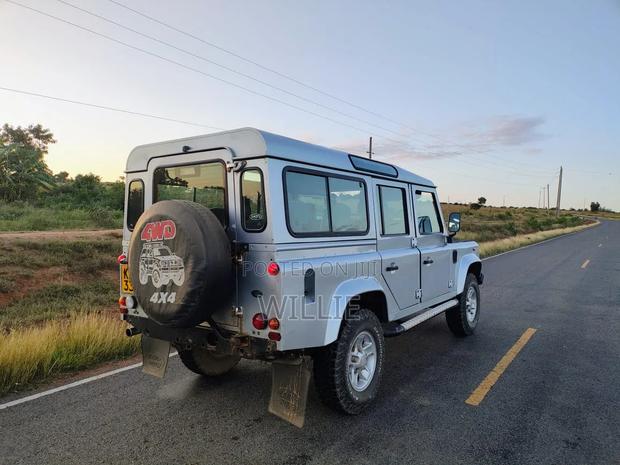 Land Rover Defender 2007 Silver