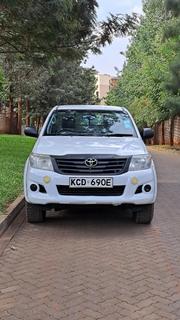 Toyota Hilux 2015 White for sale
