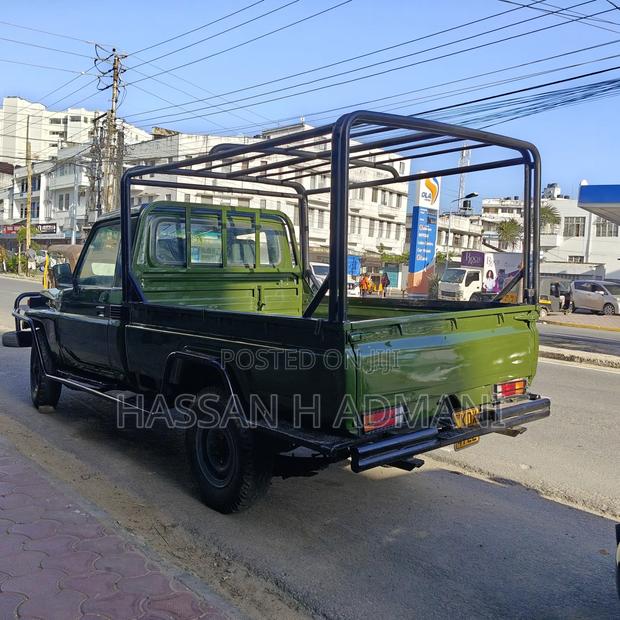 Toyota Land Cruiser 2007 Green