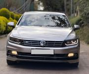 Volkswagen Passat 2016 Gray for sale