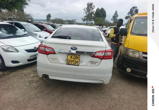 Subaru Legacy 2.5i AWD 2016 White