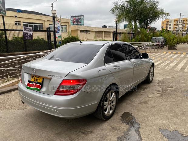 Mercedes-Benz C200 2009 Silver