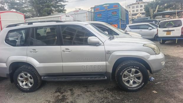 Toyota Land Cruiser 2007 Silver