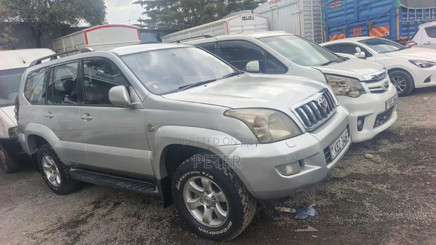 Toyota Land Cruiser 2007 Silver