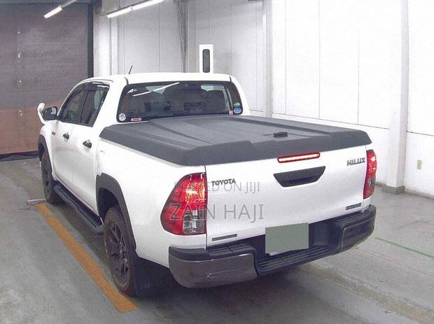 Toyota Hilux Revo Double Cab Deisel 2.4 AWD 2019 White