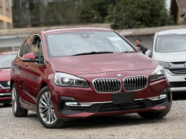 BMW 218i 2019 Red