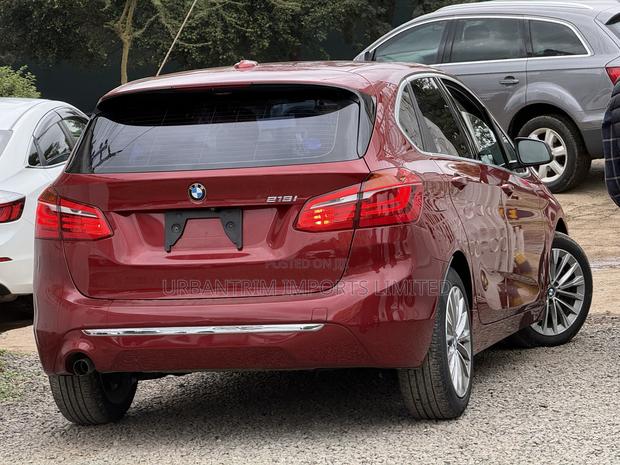 BMW 218i 2019 Red