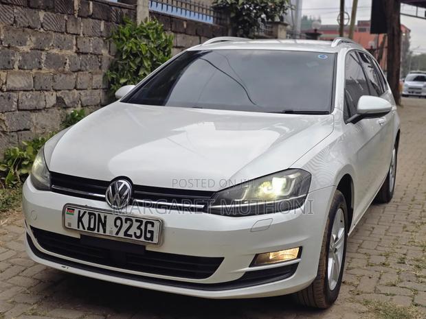 Volkswagen Golf Variant 2016 White