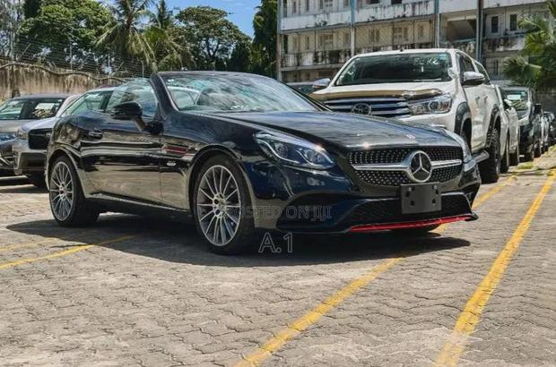 Mercedes-Benz SLK-Class 2018 Black