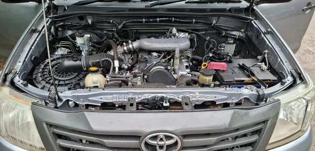 Toyota Hilux 2015 Gray