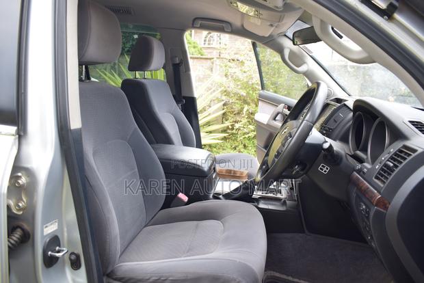 Toyota Land Cruiser 2007 Silver