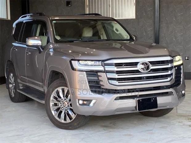 New Toyota Land Cruiser 2026 Gold