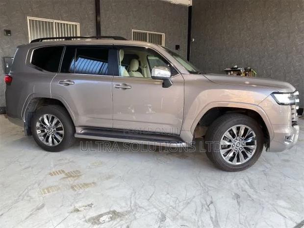 New Toyota Land Cruiser 2026 Gold