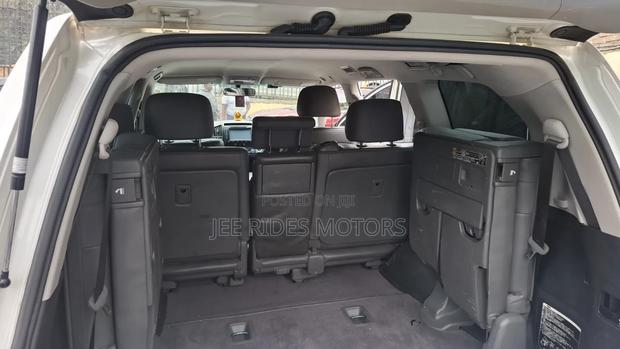 Toyota Land Cruiser 2007 White
