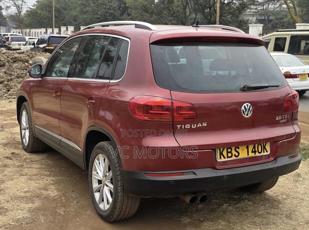 Volkswagen Tiguan 1.4 TSI 2008 Red