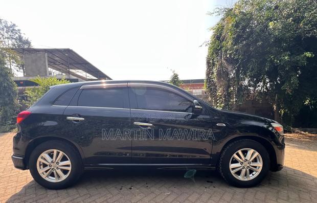 Mitsubishi RVR 2.0 2012 Black