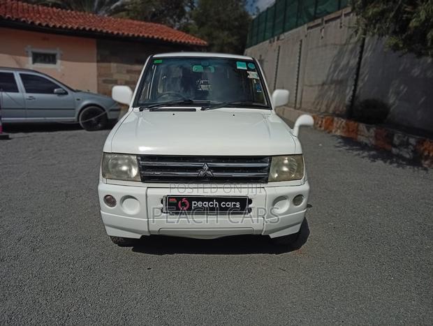 Mini Mini 2008 White