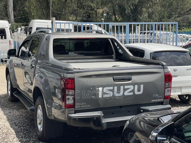 Isuzu D-MAX 2022