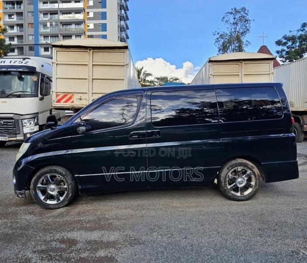 Nissan Elgrand 2010 Black
