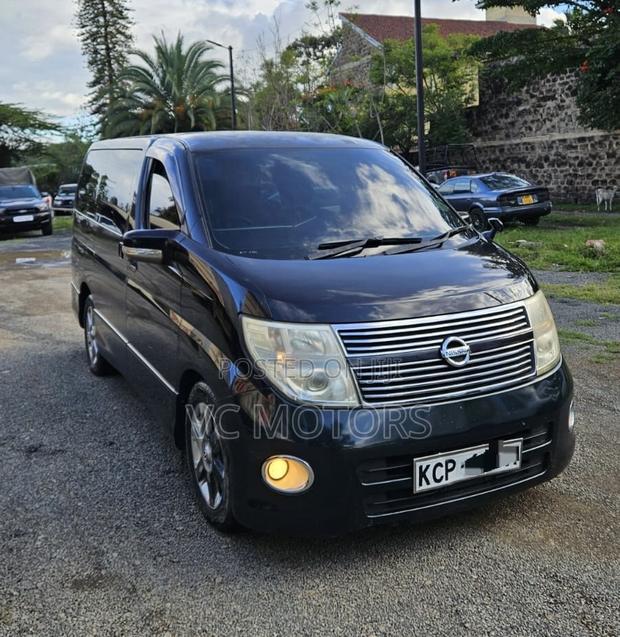 Nissan Elgrand 2010 Black