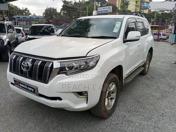 Toyota Land Cruiser Prado 2011 White