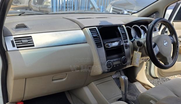 Nissan Tiida 2010 Pearl
