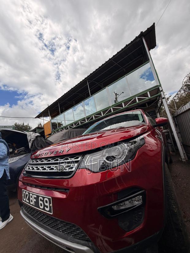 Land Rover Discovery Sport 2018 Red