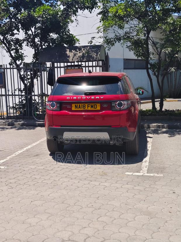 Land Rover Discovery Sport 2018 Red