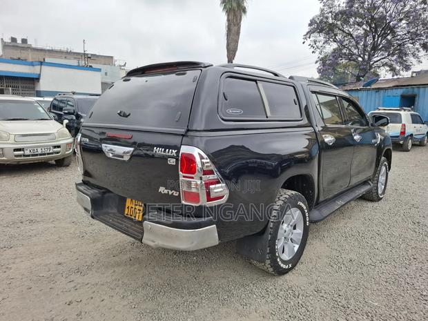 Toyota Hilux 2017 Black