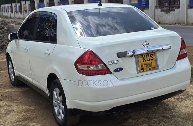 Nissan Tiida 2010 White
