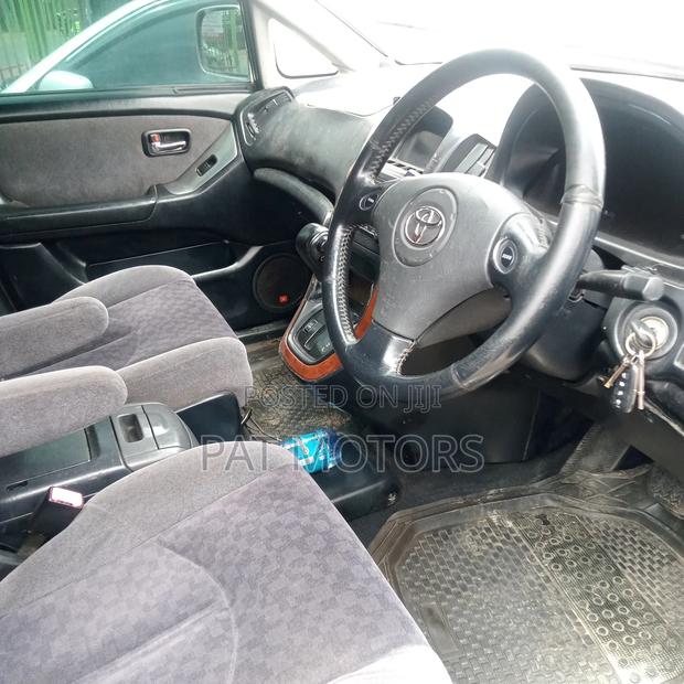 Toyota Harrier 2.4 16V 2001 Silver