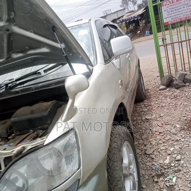 Toyota Harrier 2.4 16V 2001 Silver