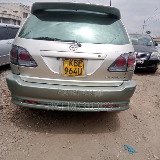 Toyota Harrier 2.4 16V 2001 Silver