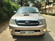 Toyota Hilux 2006 Gold for sale