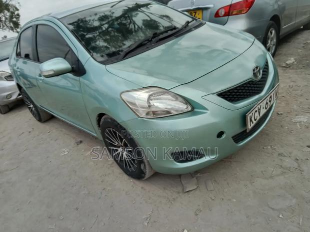 Toyota Belta 2012 Green