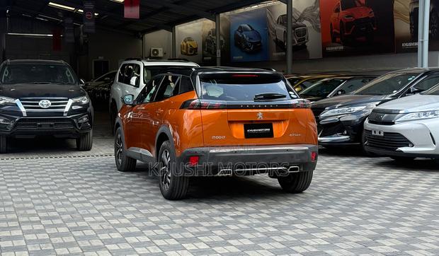 Peugeot 2008 2020 Orange