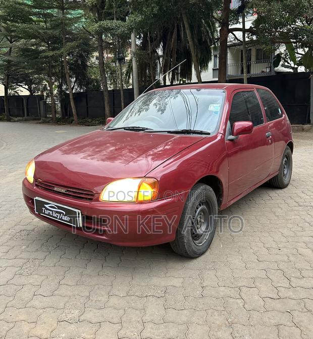 Toyota Starlet Glanza 1995 Red