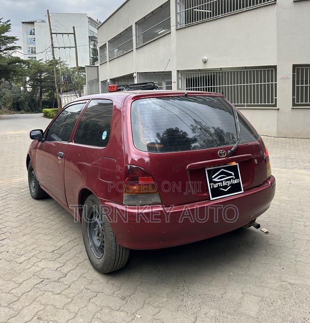 Toyota Starlet Glanza 1995 Red