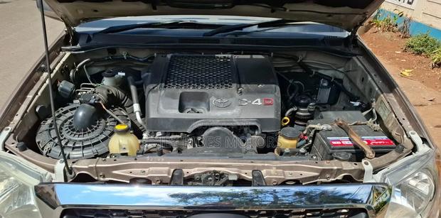 Toyota Hilux 2.5 Cab 2005 Gray