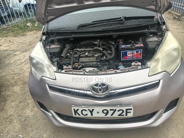 Toyota Ractis 2013 Burgundy