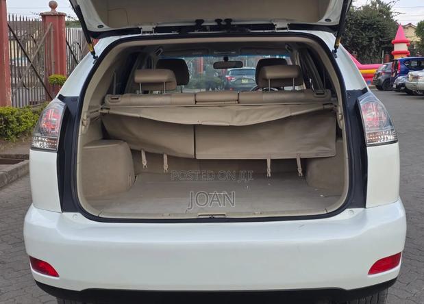 Toyota Harrier 2007 White