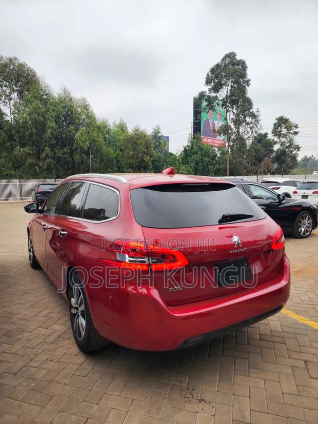 Peugeot 308 2019 Red