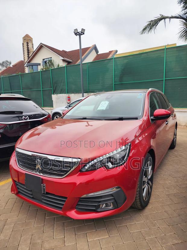 Peugeot 308 2019 Red