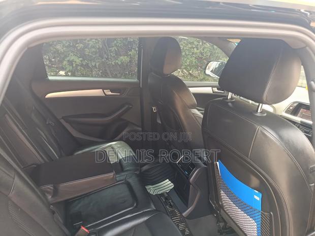 Audi Q5 2011 Black
