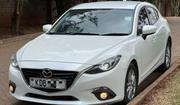 Mazda Axela SV Premium 2014 White for sale