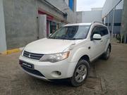 Mitsubishi Outlander 2007 White for sale