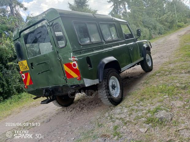 Land Rover Defender 2010 Green