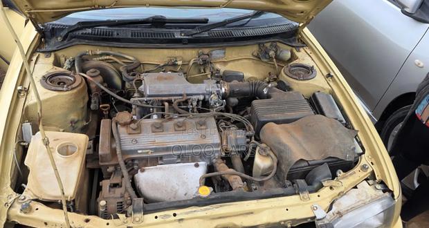 Toyota Allex 2000 Beige