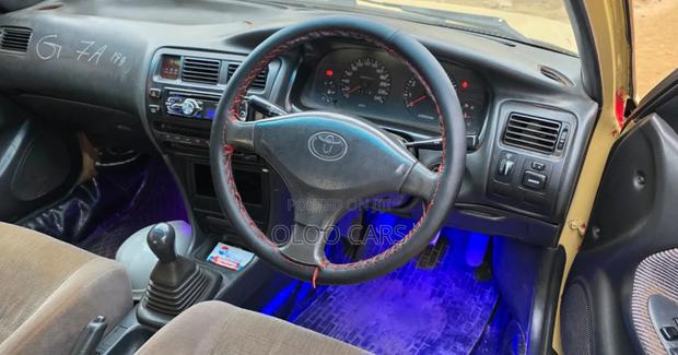 Toyota Allex 2000 Beige