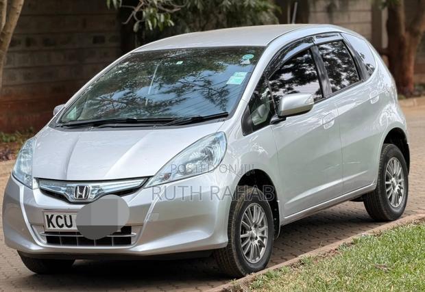 Honda Fit 2012 Silver